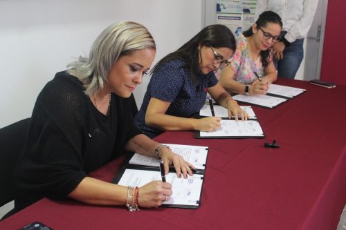 Gobierno de Tlaxcala a través del ITEA firma Convenio con Secretaría de Bienestar para Atender Rezago Educativo