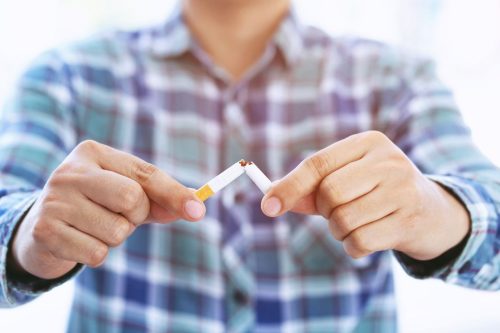 Adicción al Tabaco Incrementa Riesgos de Enfermedades Cardiovasculares, Pulmonares y Renales