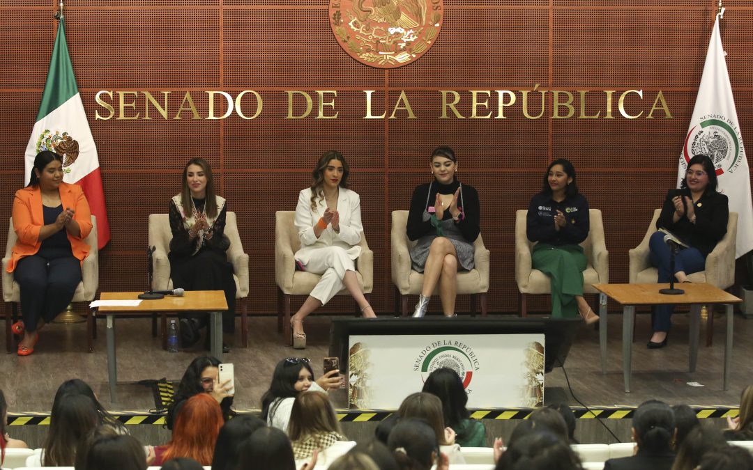 Primer Parlamento de Mujeres Jóvenes en el Senado de la República