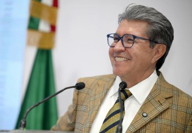 Propone Ricardo Monreal Iniciativa para Proteger a Consumidores de Servicios Automatizados