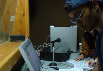 IA obliga a la Radio Tradicional a reorganizarse, asegura especialista de la UNAM