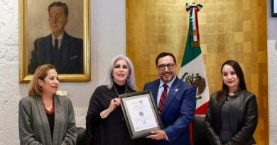 SE reconoce papel estratégico del IPN: le Otorga distintivo Hecho en México