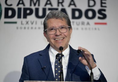 No hubo soberbia del gobierno en la reforma electoral, afirma Ricardo Monreal