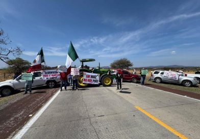 Se reducen a la mitad bloqueos carreteros: Segob