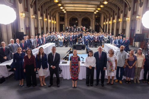 Formalizan Sistema de Ordenamiento de la Producción y Comercialización del maíz blanco “Precio Justo”