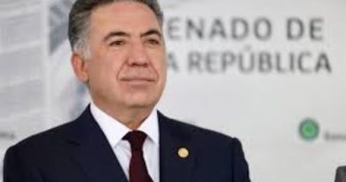 Pleno del Senado concede licencia a Enrique Inzunza