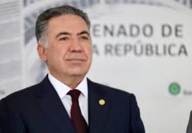 Pleno del Senado concede licencia a Enrique Inzunza