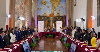 Acuerdan SEP y autoridades educativas estatales mantener el calendario escolar 2025-2026 vigente