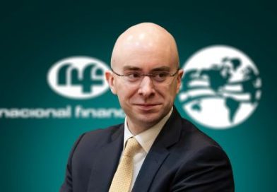 Carlos Torres Rosas asume la dirección de Nafin y Bancomext