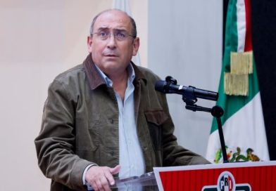 Exgobernadores y legisladores del PRI aseguran saber qué hacer para recuperar la paz en el país