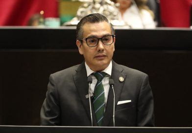 Plantean aumentar hasta 30 días el aguinaldo, conforme al tiempo de antigüedad del trabajador